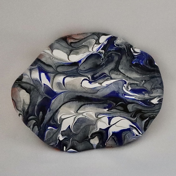 Pouring Motiv 98